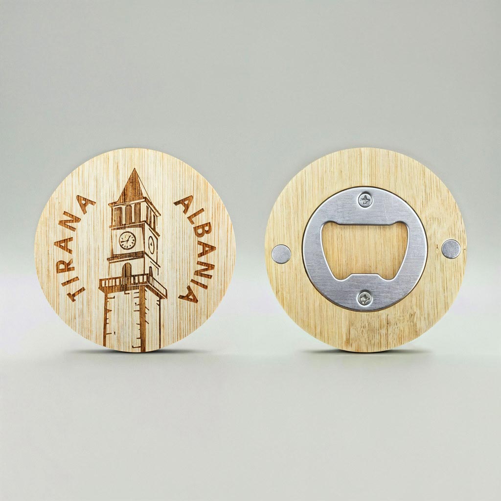 Kulla e Sahatit të Tiranës - Shqipëri, gdhendur në dru, hapëse birre me magnet, prodhuar në Shqipëri - symbol.al
Tirana Clock Tower Albania wood engraved, bottle opener with magnet, souvenir made in Albania - symbol.al
