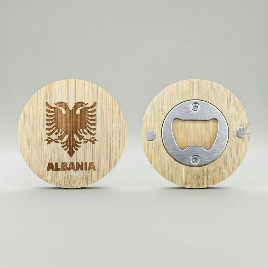 Shqiponja e flamurit shqiptar gdhendur në dru, hapëse birre me magnet, suvenir prodhuar në Shqipëri - symbol.al
Albanian eagle flag wood engraved bottle opener with magnet, souvenir made in Albania - symbol.al