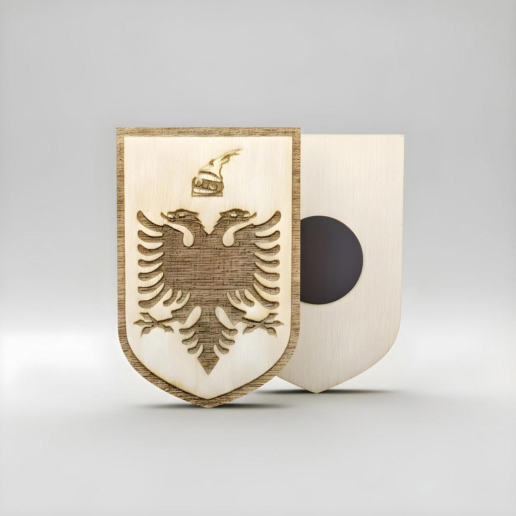 Stema e Republikës së Shqipërisë gdhendur në dru, magnet, suvenir prodhuar në Shqipëri - symbol.al
Coat of arms of the Republic of Albania, wood engraved magnet, made in albania symbol.al