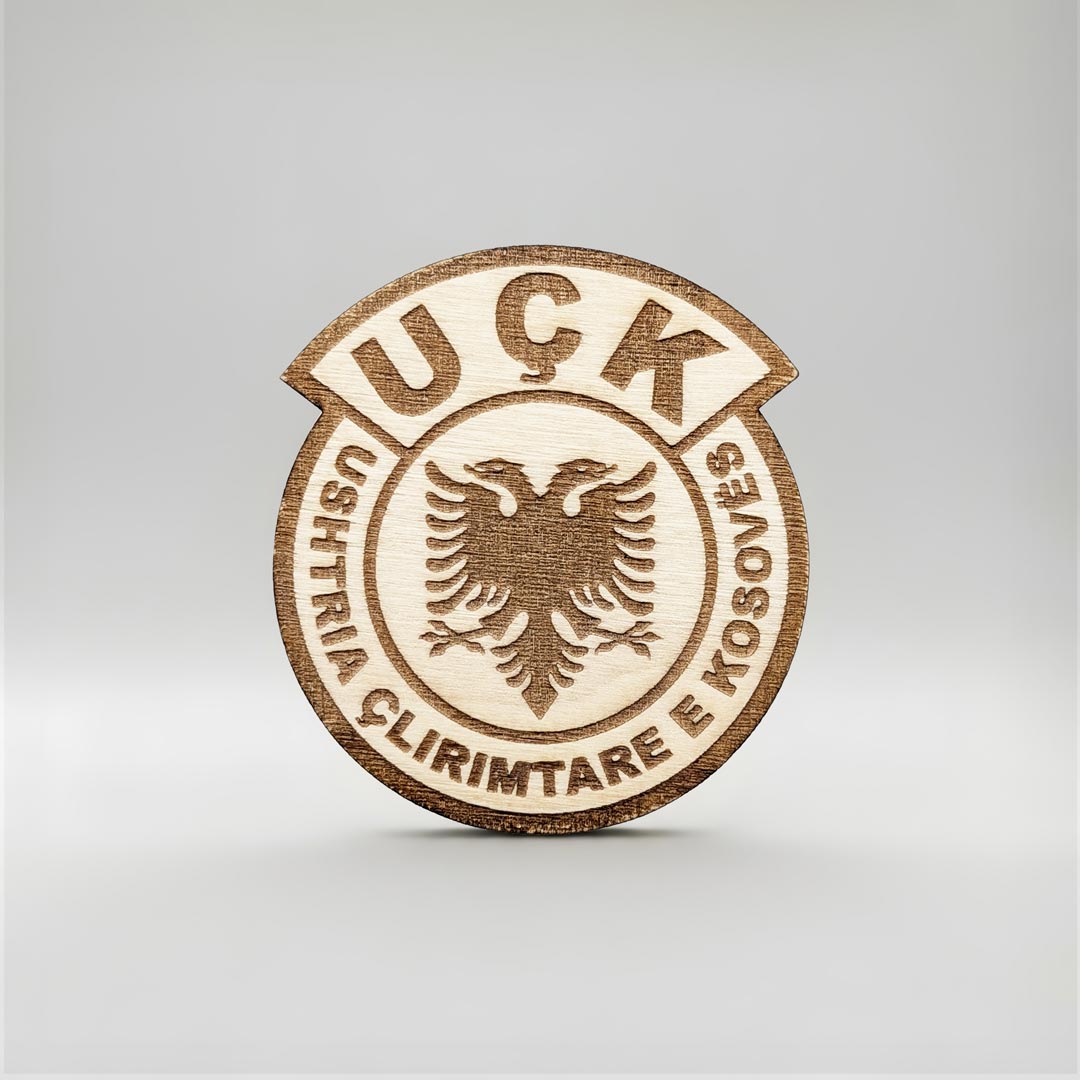 Stema e UÇK-së magnet emblema Ushtria Çlirimtare e Kosovës prodhuar në Shqipëri symbol.al
made in Albania symbol of Albania wooden magnet
